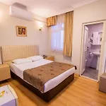 Hotel Tac 2*