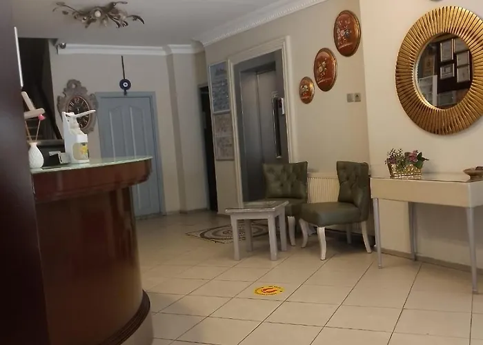 タージ 2* アンカラ